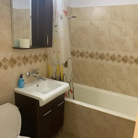 Apartament 2 Calea Grivitei *